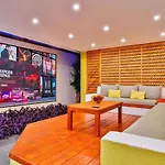 5 Bedroom Seaview With Private Pool And Jacuzzi Villa