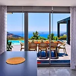 Villa 5 Bedroom Seaview With Private Pool And Jacuzzi Kalkan