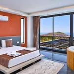 Villa 5 Bedroom Seaview With Private Pool And Jacuzzi