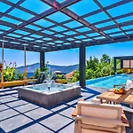 5 Bedroom Seaview With Private Pool And Jacuzzi Villa *