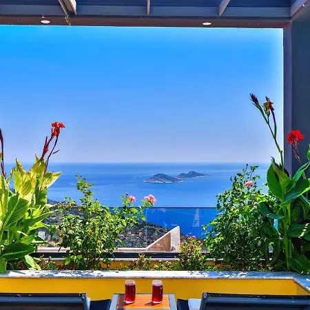 Vila 5 Bedroom Seaview With Private Pool And Jacuzzi Kalkan