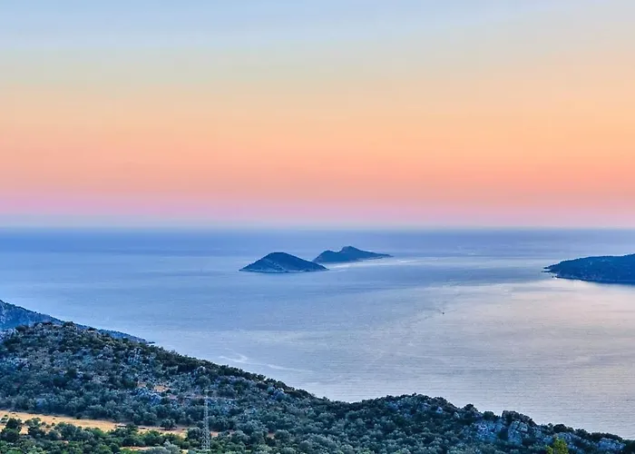 5 Bedroom Seaview With Private Pool And Jacuzzi Kalkan