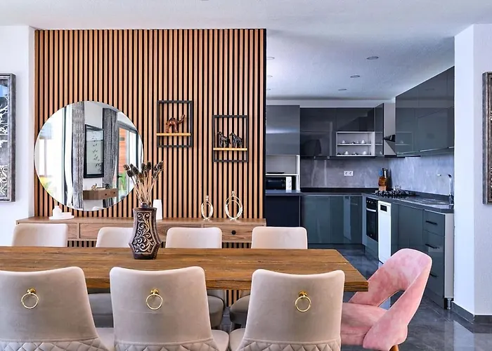 5 Bedroom Seaview With Private Pool And Jacuzzi Vila Kalkan