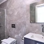 5 Bedroom Seaview With Private Pool And Jacuzzi *