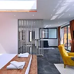 5 Bedroom Seaview With Private Pool And Jacuzzi Villa