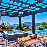 Villa 5 Bedroom Seaview With Private Pool And Jacuzzi *